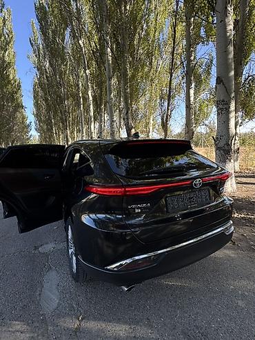 Toyota: Toyota Venza: 2021 г., 2.5 л, Вариатор, Гибрид, Кроссовер — 9