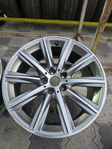 r18 monoblock: Комплект из 4 легкосплавных дисков, серебристый цвет (серебро/глянец) — 2