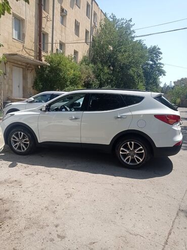 Hyundai: Hyundai Santa Fe: 2.4 l | 2013 il Krossover — 4