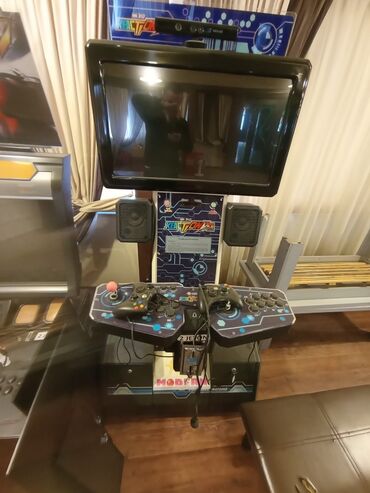 Digər oyun və konsollar: İki nəfərlik arcade oyun aparatı – “ReAction” temalı kabin — 3