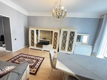 Uzunmüddətli kirayə mənzillər: Kirayə üçün tam təchiz olunmuş 2 otaqlı mənzil - Yataq otağı: iri — 4