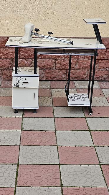 Салонные кресла: Парикмахерское оборудование комплектом: 1) Кресло парикмахерское - — 12