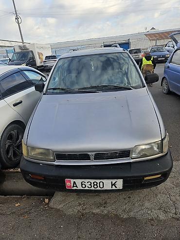 Mitsubishi RVR: 1992 г., 1.8 л, Механика, Бензин, Минивэн