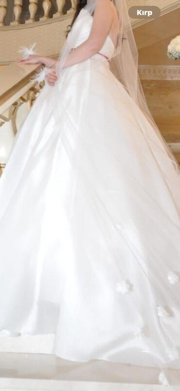 сумка на плечо: Ağ gəlinlik paltarı Türkiyyeden 1500 m alınıb 1 defe geynilib, 600 lalafo.az -da сумка на плечо: Ağ gəlinlik paltarı Türkiyyeden 1500 m alınıb 1 defe geynilib, 600