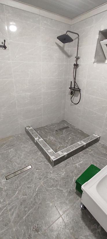 Душевые кабины: Душевая зона/санузел под ключ - Просторная душевая с трапом линейного — 3