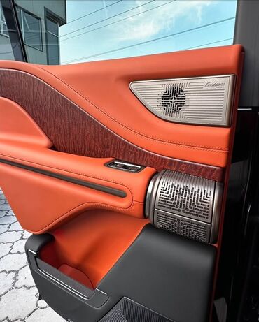 BYD: BYD Yangwang U8: 2022 г., Автомат, Гибрид, Внедорожник — 9