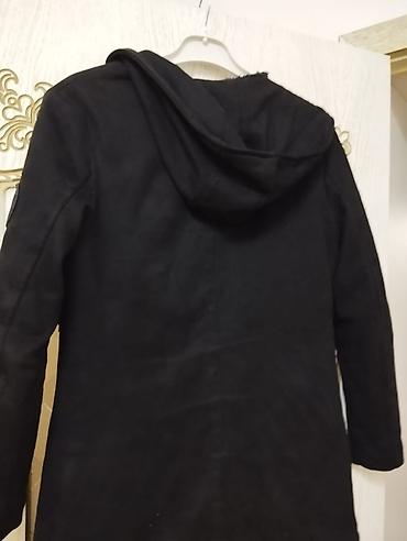 brend kurtka: Kurtka 38 M razmer — 4