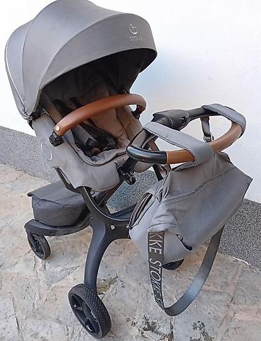 3d majice: **Stokke Xplory X kolica za bebu sa dodatnom opremom** Kolica su — 1
