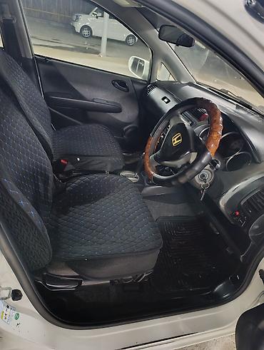 Honda: Honda Fit: 2005 г., Хэтчбэк — 11