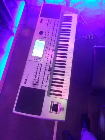 Pianolar: Sintezator, Korg