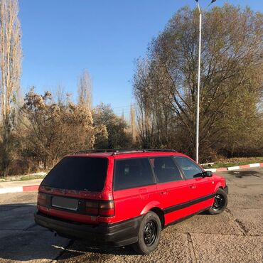 Volkswagen: Volkswagen Passat: 1992 г., 1.8 л, Механика, Бензин, Бус