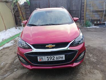 машины за 100000: Chevrolet Spark: 2018 г., 1 л, Автомат, Бензин