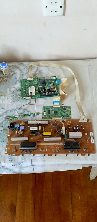 samsung 980: TV elektronika plataları dəsti SAMSUNG Tərkib: - Güc bloku (power — 1