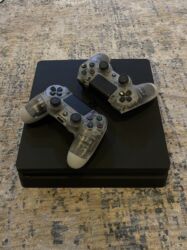 ps4 ремонт: Пс 4 слим 500 гб 
2 диска 2 джойстика 
Полностью рабочая