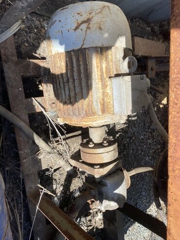 Другое оборудование для производства стройматериалов: Гильотина, разматыватель ( клеть) остаток кровельного металла, все — 20