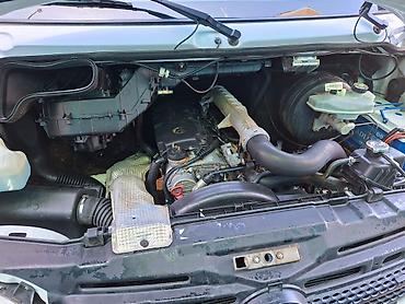 transporter multivan: Mercedes-Benz Спринтер: 2005 г., 2.7 л, Механика, Дизель, Фургон — 7