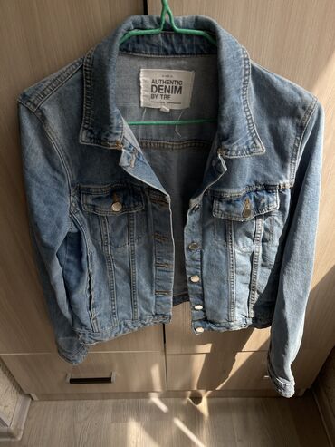 джинсовая куртка wrangler: Джинсовая куртка, Свободная модель, Осень-весна, S (EU 36)