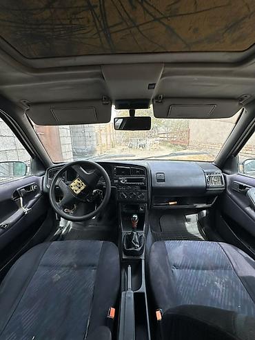 mazda mx5: Volkswagen Passat: 1993 г., 1.8 л, Механика, Бензин, Универсал — 2