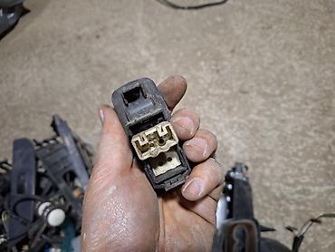 Датчики, сенсоры, предохранители: Продаю разное кнопки от разных машин — 11