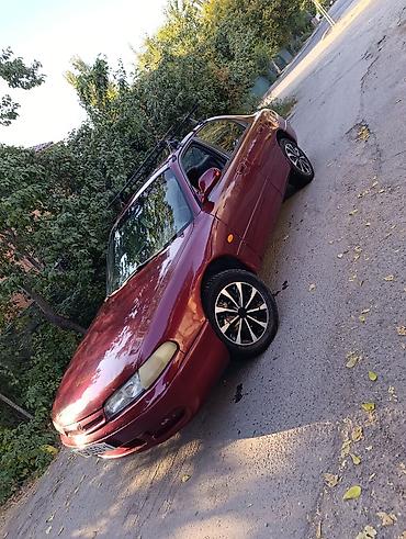 626: Mazda 626: 1992 г., 2 л, Бензин, Седан — 1