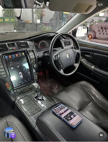 Toyota Crown: 2004 г., 3 л, Автомат, Бензин, Седан