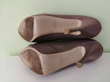 Γυναικεία είδη Υπόδησης: Αντλίες Valentino Garavani Rockstud Πολύ καλή κατάσταση, 100% — 7