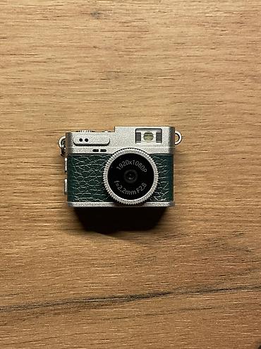 mini led: Mini 1080P Kamera – retro fotokamera Xüsusiyyətlər: - Video çəkilişi — 2