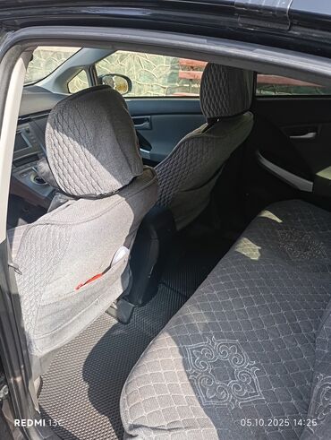 Toyota: Toyota Prius: 2015 г., 1.8 л, Автомат, Бензин, Хэтчбэк — 8