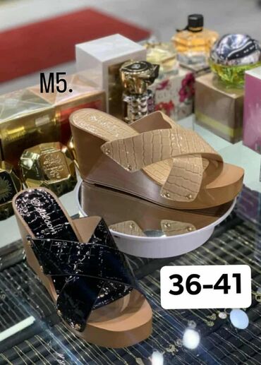 rang papuce: Fashion slippers