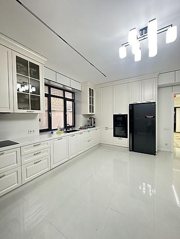 Долгосрочная аренда домов: 400 м², 6 комнат — 10