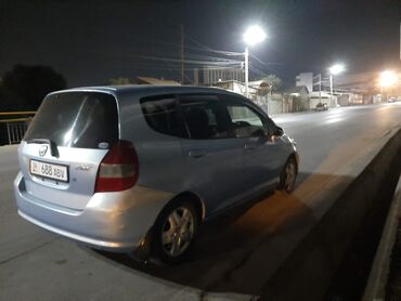 Honda: Honda Fit: 2002 г., 1.3 л, Бензин, Хэтчбэк — 10