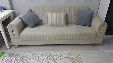 divan satilir: Qonaq otağı üçün çevrilə bilən divan - Rəng: açıq bej - Material — 3