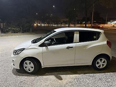 аренда chevrolet spark: Chevrolet Spark: 2020 г., 1 л, Автомат, Бензин, Хэтчбэк — 4