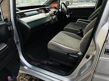 Honda: Honda Stepwgn: 2006 г., 2 л, Автомат, Бензин, Минивэн — 7