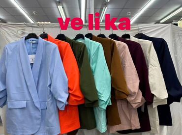 Sakoi: 💫Ženski lagani blejzer – bez kopčanja Sako: 2.900 dinara Vel: XL XXL — 12
