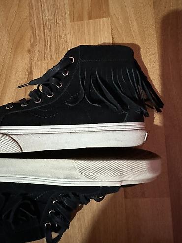 giyim: Original Qara Vans ayaqqabısı - Model: Hi-top (boğazı yüksək) - Rəng — 2