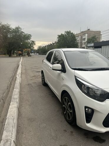 аренда авто кия: Kia Picanto: 2018 г., 1 л, Автомат, Бензин, Хэтчбэк