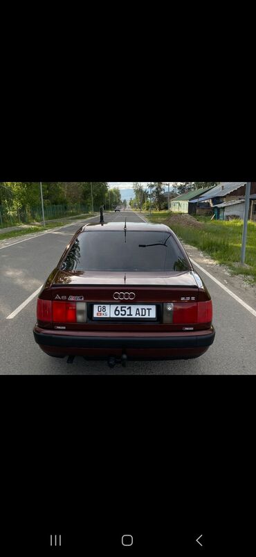 машна ош: Audi S4: 1992 г., 2.3 л, Механика, Бензин, Седан