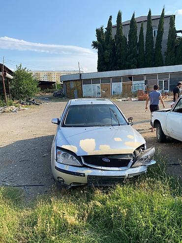 1999 ford transit: Ford Mondeo: 2 l | 2004 il 200000 km Sedan — 1