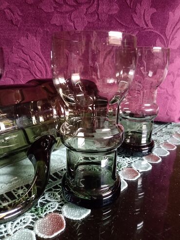 Čaše: Komplet nov italijanski bokal i case iz 60,70-ih. boja tamnija na lalafo.rs — 7 Čaše: Komplet nov italijanski bokal i case iz 60,70-ih. boja tamnija — 7