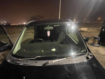 Honda: Honda Stepwgn: 2000 г., 2 л, Автомат, Бензин, Минивэн — 10