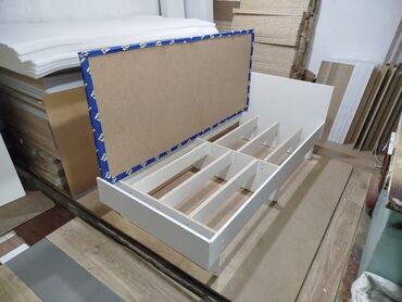 Односпальные кровати: Односпальная кровать, Новый, С матрасом, длина - 180190 см — 2