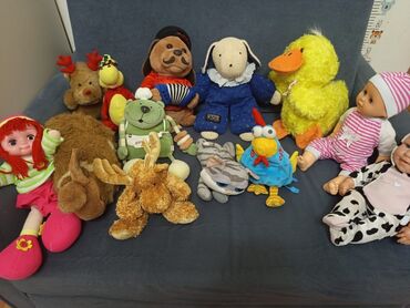 игрушки с пледом: Плюшевые игрушки любая за 50с - Мягкая зеленая собака-повар с