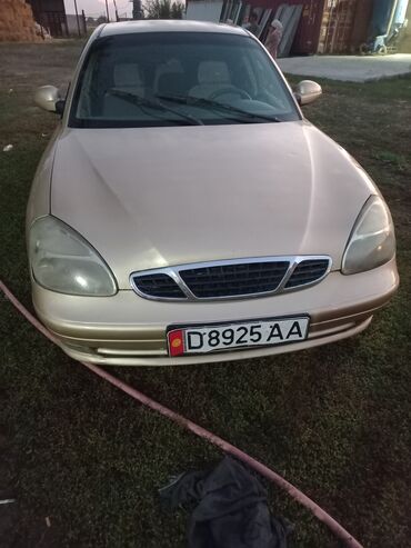 срочно продаю нива: Daewoo Nubira: 2000 г., 1.6 л, Автомат, Бензин