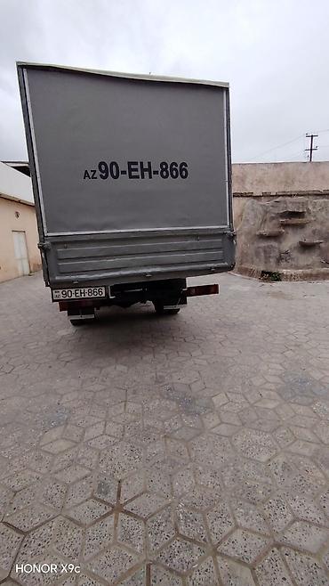 фургоны категории б: Yükdaşıma üçün tentli yük maşını – sifarişlə xidmət Xüsusiyyətlər: - — 3