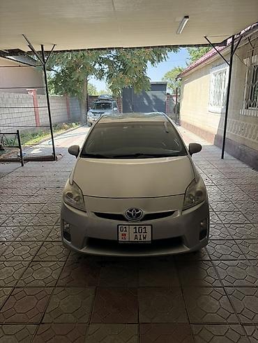 бортер: Toyota Prius: 2011 г., 1.8 л, Автомат, Гибрид, Хэтчбэк — 2