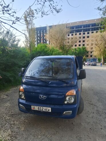 Легкий грузовой транспорт: Легкий грузовик, Hyundai, Стандарт, 2 т, Б/у