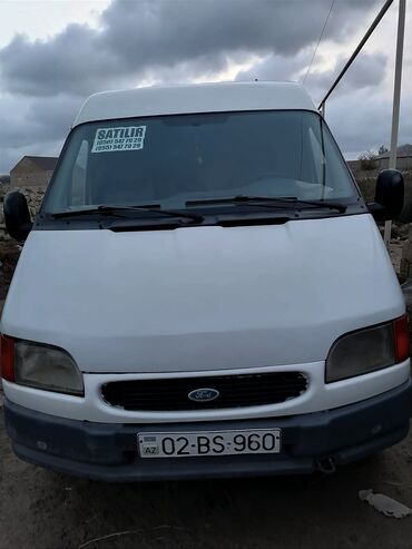 Ford: Ford Transit: 2.5 l | 1997 il 109000 km Sedan