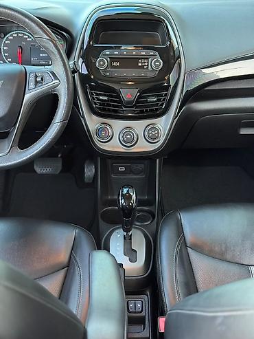 Chevrolet: Chevrolet Spark: 2021 г., Хэтчбэк — 25
