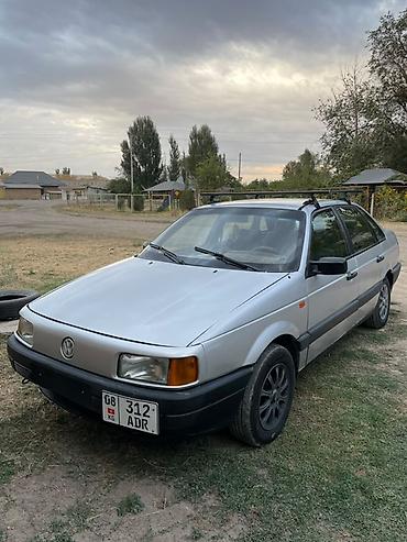 Volkswagen: Volkswagen Passat: 1988 г., Кол менен иштөөчү, Седан — 8